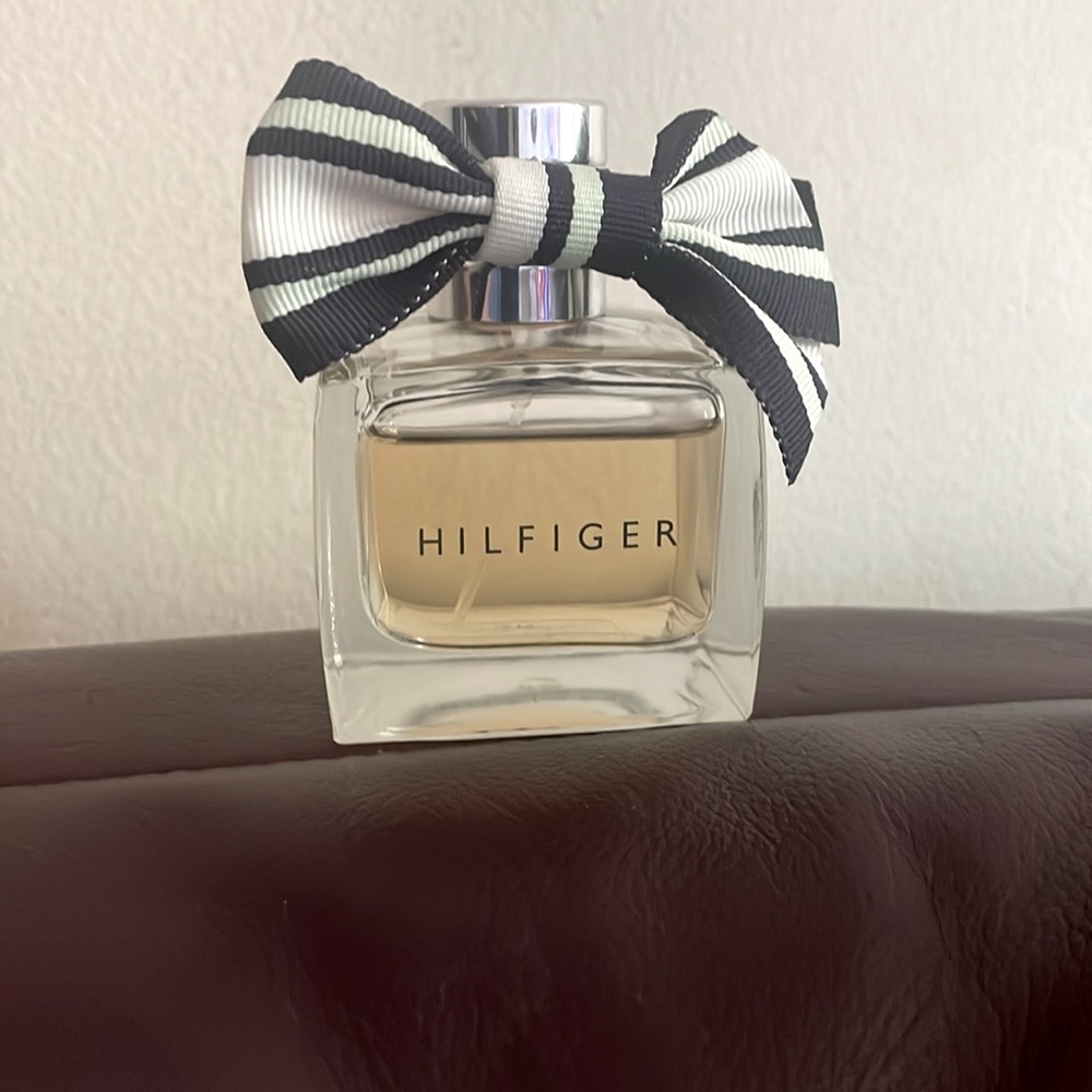 RARE- Retired Tommy Hilfiger Woman Pear Blossom Perfume EDP 1.7 fl oz /50 mL EUC